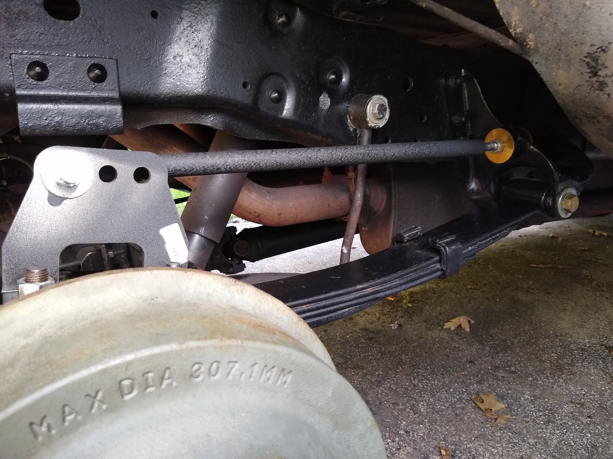 Switching to 150 leaf springs on my 250 to make it smoother Ford F150