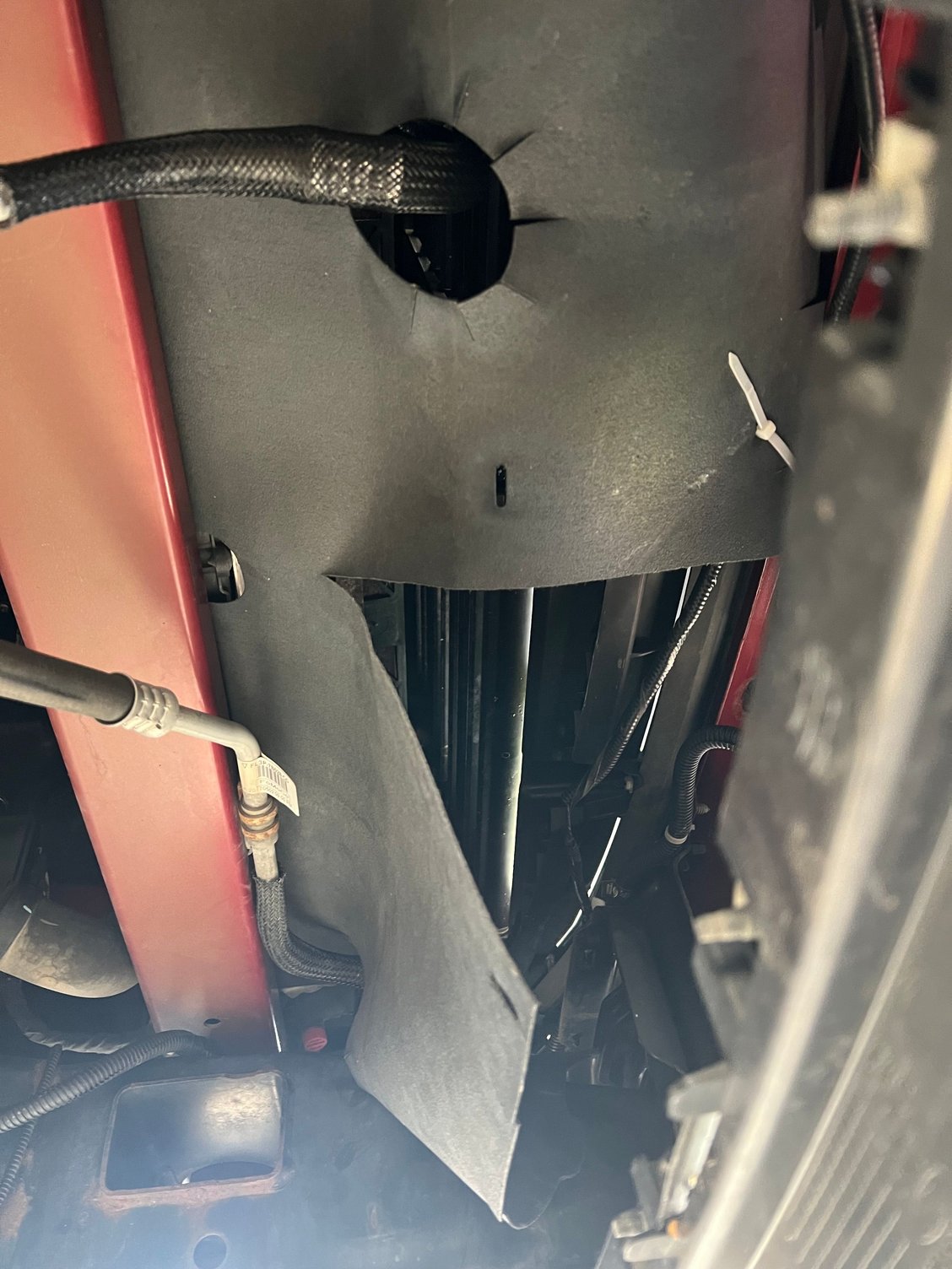 2017 F150 5.0 V8 Rubber Radiator Air Dam/Deflector Ford F150 Forum