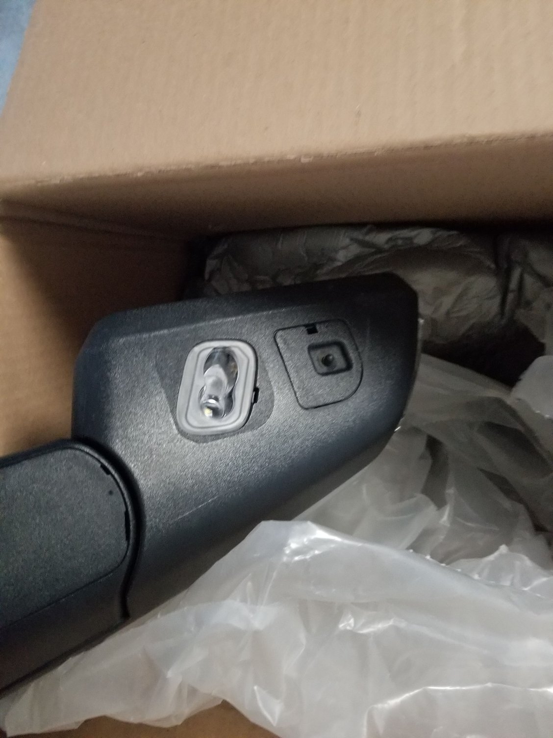 North Central SOLD...Colorado OEM Powerfold Mirrors with Ambient Air