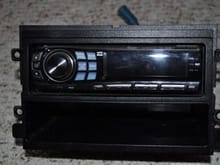 Alpine Head unit 9856 Fits in flush where my stock radio was in my 2004. No problems! Inlcudes IPOD cable!
$85 shipped