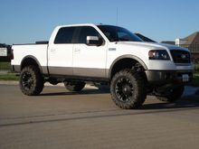 20"X 14.50" Pitbull Rockers on 20" x 10" KMC XD Monsters