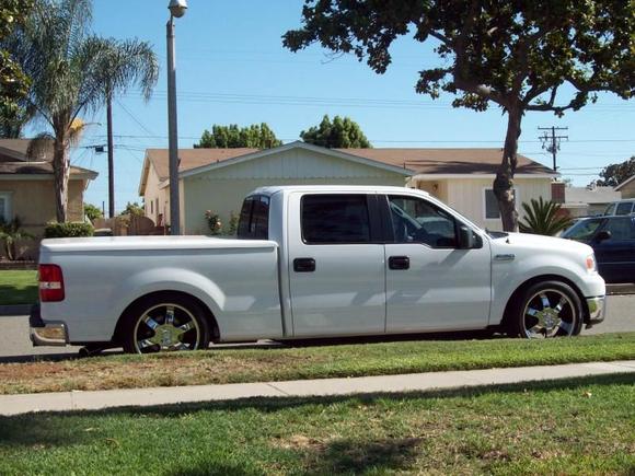 08 Ford F150 3/5 drop kit from bell tech 6440 for the rear and 25001 for the struts up frount 285 45 22tires and wheel 22 x 9.5 with a 42 offset custom one off fierro wheels by inland wheel