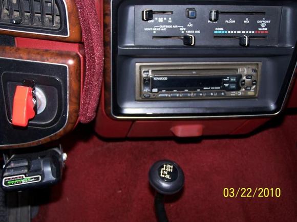 AM/FM Stereo with CD
Aircraft Style Toggle Switch for Air Horn
Trailer Brake Controller