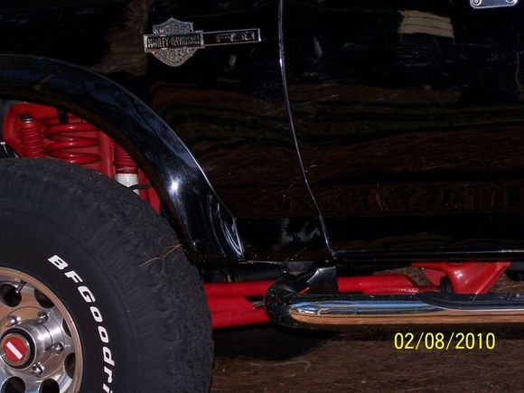 1987 F-150 4WD 

Harley-Davidson Look-A-Like

Rancho 4" Suspension Lift with Long Radius Arms