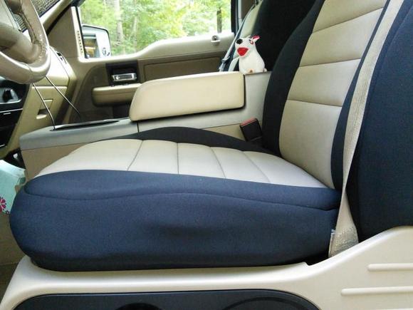 Black and Taupe Wet Okle's and Lariat Flow through console