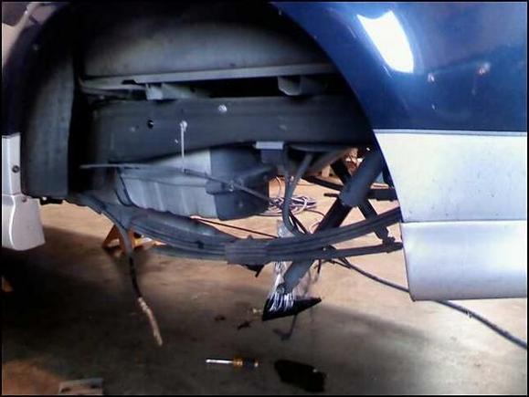 no axle.  sent it out to cut.