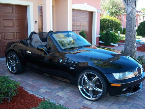 '02 Z3 with 20" Foose Speedsters