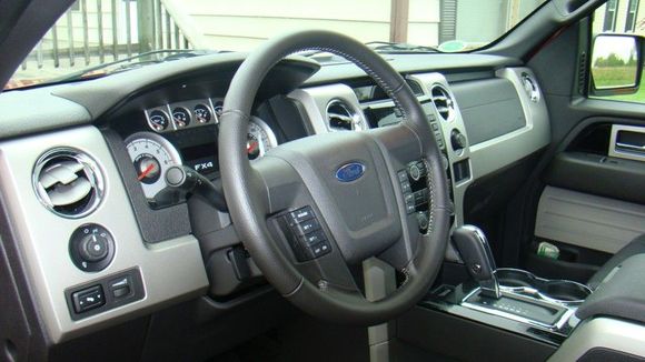 09 FX4 inside 1