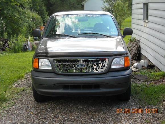 my 04 heritage i had with my grille insert. i still have the insert but it dont fit on the new style and i have an 08 now