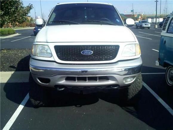 Fresh silver full frontal