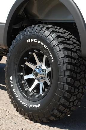 2009 Ford F150 FX4 35 inch BFG KM2 with KMC XD Series Addicts
