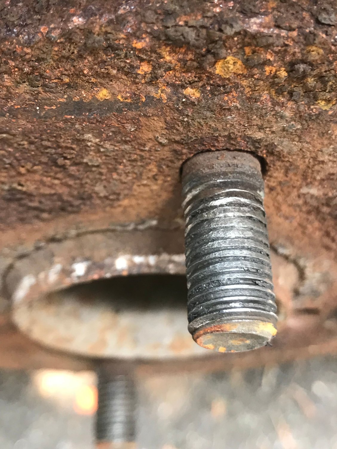 Wheel stud that would hold torque. 