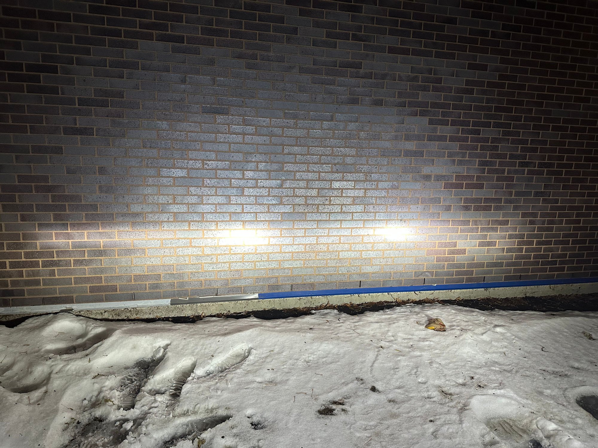 Beam pattern with both LEDs installed. 