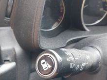 Press this ebutton. Your right side camera will turn off. You can turn on and off your camera when you change lanes to the right when your car is moving.