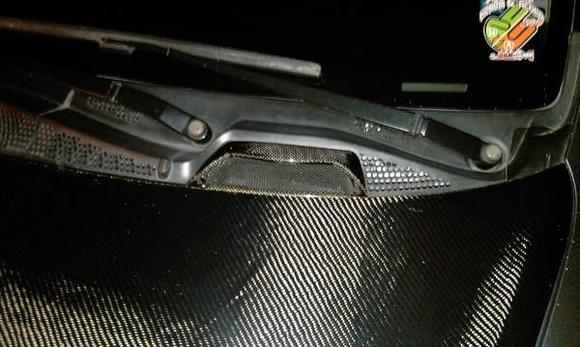 CARBON FIBER WILDSHIELD COWL SCOOP