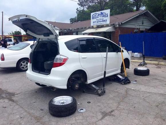 Rep'n my tires shop