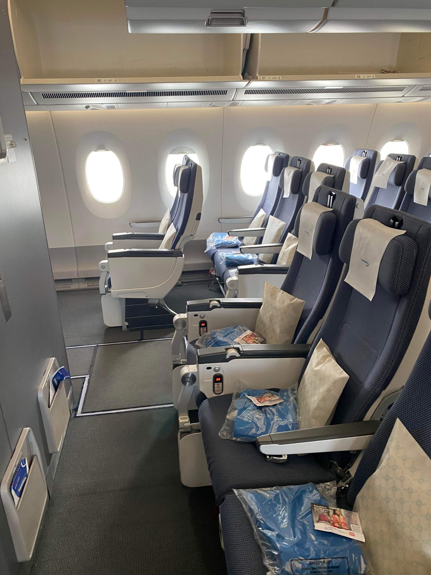 SEATING GUIDE BA AIRBUS A350 A35K visual data 5