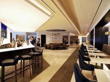 United Polaris Lounge EWR!