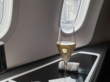 Welcome drink & nuts