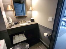 Toilet & Sink