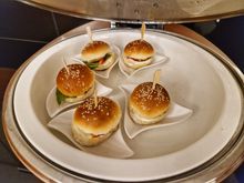 Mini burgers
