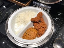 Buffet: fried chicken