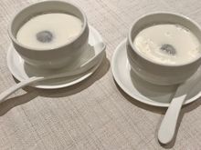 Almond cream with black sesame “ balls “