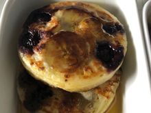 Blueberry banana pancakes
Golden syrup