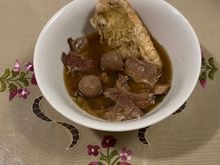 Mutton balls , tripe , .. wholemeal  roll