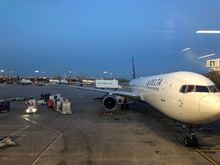 This was N1402A less than a month before it was retired. My flight was changed from a 757-300 to this after I had already checked in. ATL-SLC May 9th 2019. I flew back on the 757-300 and this one was far superior in comfort to the 57. I’d rather fly in this than a 757-300 anyday, even though that entertainment screen is much smaller...