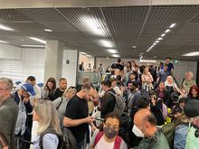 Queue behind me 