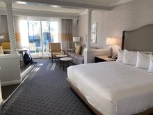 Oversize King Room