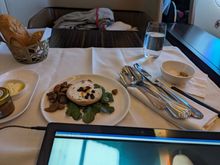 Amuse bouche BOM-LHR