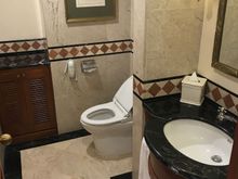 A niggle: the bathroom does not contain its own toilet, you must step out of the bathroom, to step across to the toilet next to it.