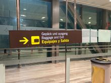 Divided jet bridge at AGP when boarding