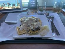 Pasta entree. A lot of mushrooms. Would avoid if you don’t like them. 