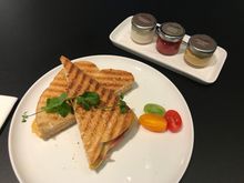 Tosti (white bread / brown possible)