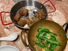 Garlic Fragrant Pork Ribs 
Sautéed Kale in Ginger Sauce 