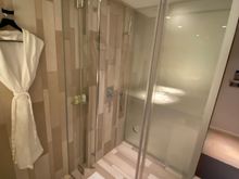I have a better picture of the rest of the bathroom but it contains my visage due to the preponderance of mirrors.