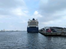 Cruise ship terminal