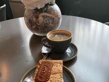 Biscoff blondie and an Americano