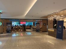 Hotel Entrance Ground Floor & Starbucks Reserve