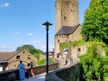 Burg Blankenstein, a fort in the village of Blankenstein 