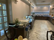 Breakfast room with omelette station