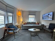 Premium Suite bedroom