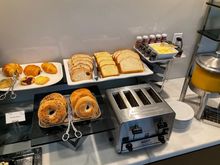 Bagels & bakery items