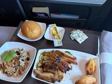 The Catering out of Rarotonga to Honolulu last week in FC  was a bit of a let down with the portions but it was filling. 