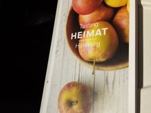 LH serves six distinctly different breakfasts. Compare that to KL 's unimaginative offering. 