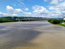 The huge Ohio River, a real Thing lookalike 
