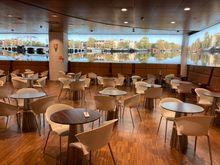 Cafetaria style seating